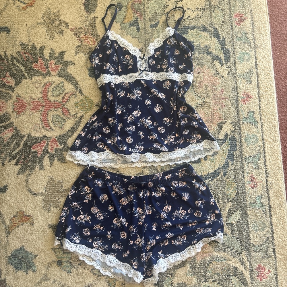 Jessica Simpson Pj/Lingerie  Set